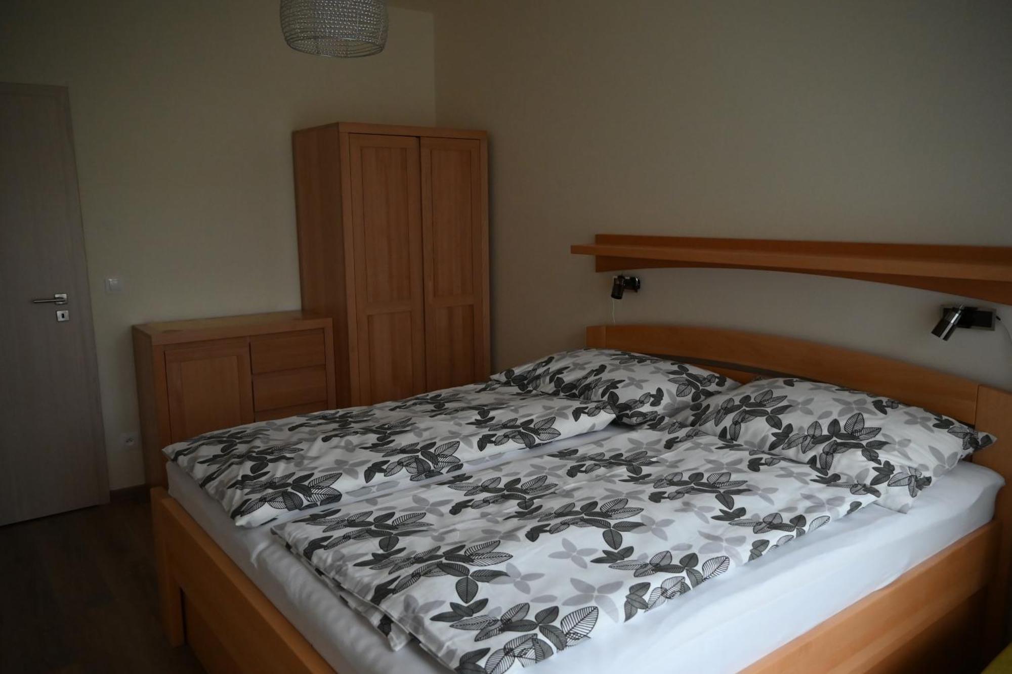 Apartman Perla 28, Ricky Buitenkant foto